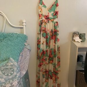Maxi dress